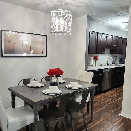 Charming Condo In Central 罗利 外观 照片