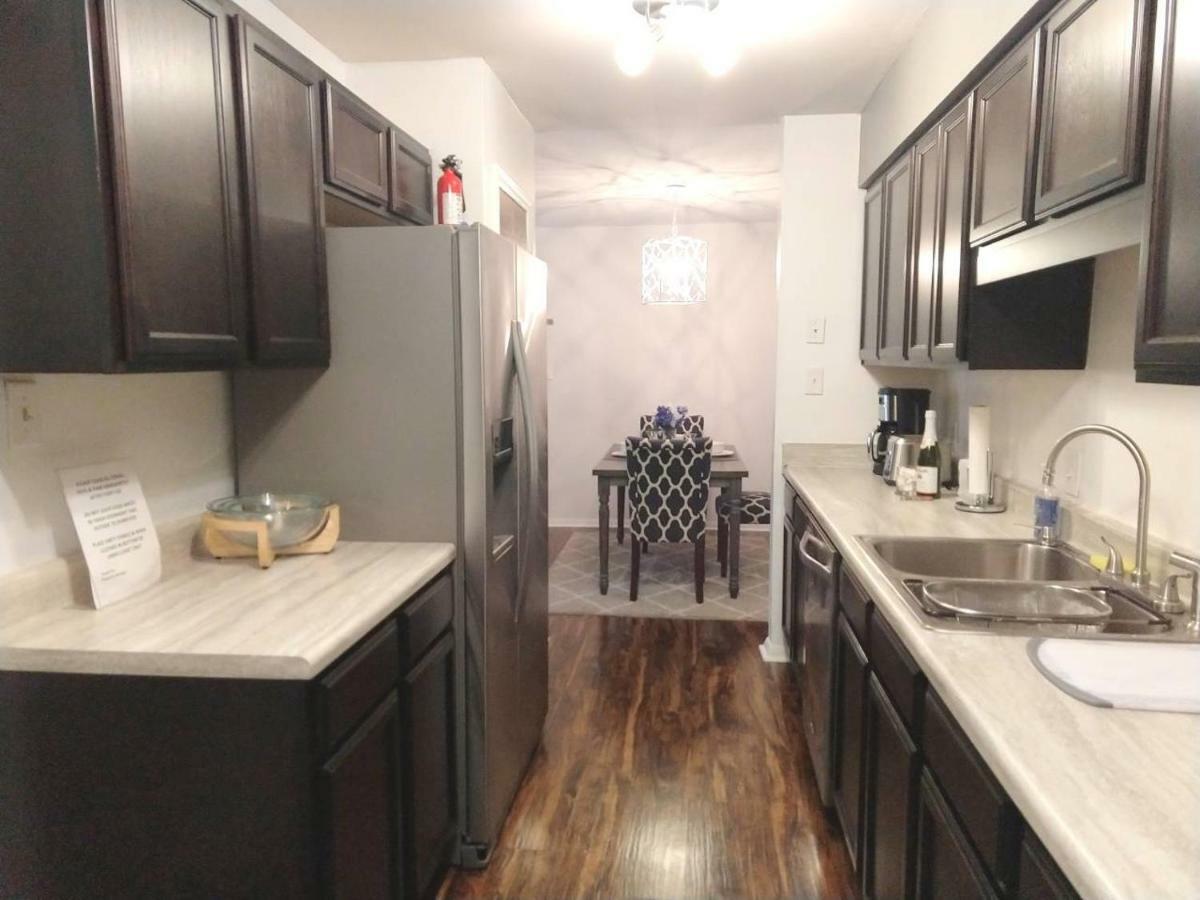 Charming Condo In Central 罗利 外观 照片